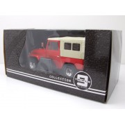 Toyota Bandeirante (Land Cruiser FJ40), vert avec toit blanc 1968