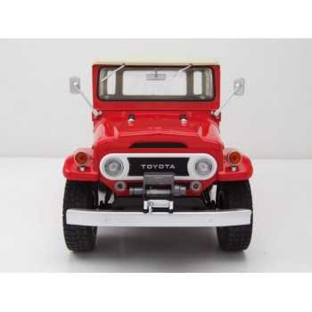 Toyota Bandeirante (Land Cruiser FJ40), vert avec toit blanc 1968