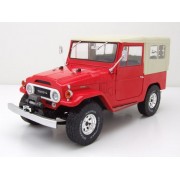 Toyota Bandeirante (Land Cruiser FJ40), vert avec toit blanc 1968