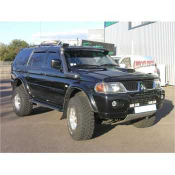 Visière de pare brise Mitsubishi Pajero Sport 1996-2004