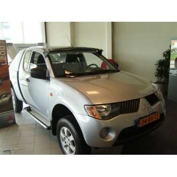 Visière de pare brise Mitsubishi L200 Triton 2008+