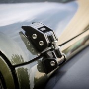 Attaches capot aluminium 