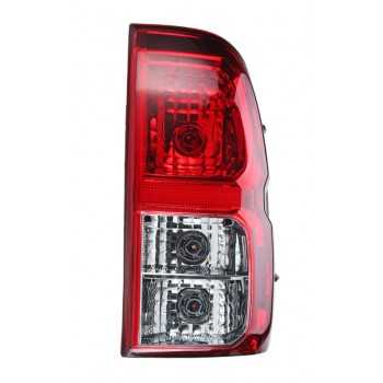 Feu arrière droit Toyota Hilux Revo 06/2015-