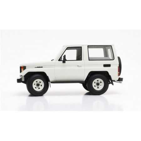 Toyota Bandeirante (Land Cruiser FJ40), vert avec toit blanc 1968 T...