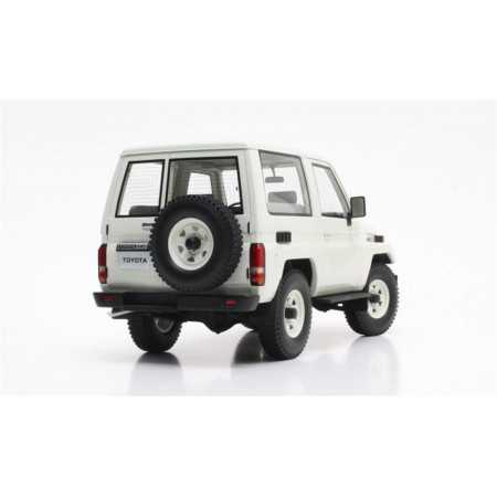 Toyota Bandeirante (Land Cruiser FJ40), vert avec toit blanc 1968 T...