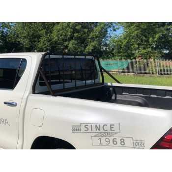 Grille de protection de vitre arriere Toyota Hilux Revo 2016-
